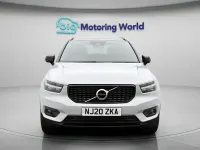 Używany Volvo XC40 R-Design 190 KM (139 kW) 2020 Srebrny SUV