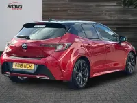 Begagnad Toyota Corolla 181 HK (133 kW) 2019 Röd Halvkombi