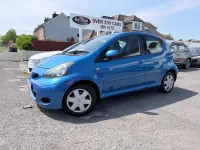 Begagnad Toyota Aygo 68 HK (50 kW) 2010 Blå Halvkombi