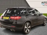 Used Mercedes GLC250 Urban 211 HP (155 kW) 2019 Black Estate