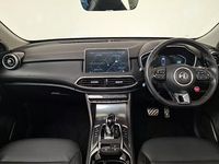 Used MG HS Exclusive 162 HP (119 kW) 2023 Red SUV