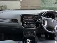 Used Mitsubishi Outlander P-HEV 200 HP (147 kW) 2018 Grey Estate