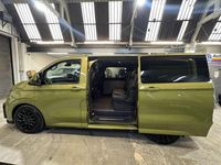 New VW Transporter 150 HP (110 kW) 2025 Green Van