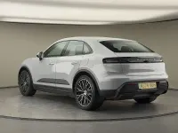 Usado Porsche Macan 300 kW (408 CV) 2024 Gris SUV