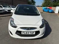 Used Hyundai ix20 Style 89 HP (65 kW) 2013 White Hatchback