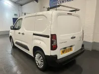 Used Peugeot Partner 100 HP (73 kW) 2021 White MPV