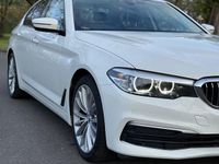 Gebraucht BMW 520 Comfort Edition 2017 Weiß Limousine