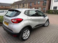 Used Renault Captur Dynamique 90 HP (66 kW) 2016 Silver SUV
