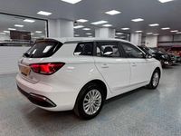 Used MG MG5 EV Excite 114 kW (156 HP) 2021 White Estate