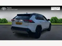 Used Toyota RAV4 218 HP (160 kW) 2021 White/black SUV