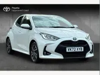 Used Toyota Yaris Design 114 HP (83 kW) 2022 White Hatchback