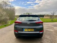 Used Hyundai Tucson SE 177 HP (130 kW) 2017 Grey SUV