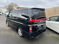 used Nissan Elgrand 2.5 4WD HIGHWAY STAR