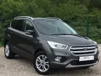 Begagnad Ford Kuga Titanium 150 HK (110 kW) 2017 Grå SUV