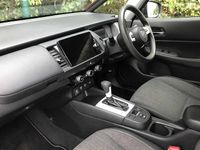 Used Honda Jazz Hybrid 109 HP (80 kW) 2023 Premium crystal red Hatchback