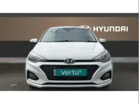 Used Hyundai i20 75 HP (55 kW) 2018 White Hatchback
