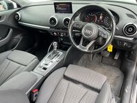 Używany Audi A3 Sport 2017 Czarny Hatchback