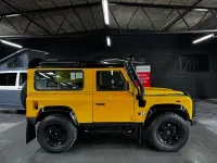 Used Land Rover Defender 120 HP (88 kW) 2003 Yellow Estate