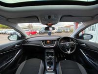 Used Vauxhall Grandland X Sport 130 HP (95 kW) 2018 Grey SUV