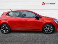 Used Renault Clio V Evolution 2023 Orange Hatchback
