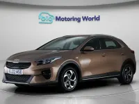 Usado Kia XCeed 118 CV (86 kW) 2022 Marrón SUV