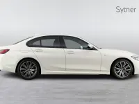 Begagnad BMW 318 M Sport 154 HK (113 kW) 2022 Vit