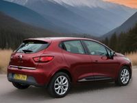 Used Renault Clio IV Dynamique 90 HP (66 kW) 2018 Red Hatchback