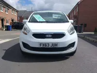 Second-hand Kia Venga 123 CP (90 kW) 2013 Alb Hatchback