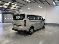 Used Ford Tourneo Zetec 136 HP (100 kW) 2024 Silver MPV