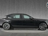 Usado BMW i7 M Sport 448 kW (610 CV) 2024 Negro Berlina