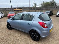 Used Vauxhall Corsa Design Edition 89 HP (65 kW) 2008 Blue Hatchback