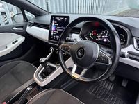 Used Renault Clio V Version S 2021 Silver Hatchback