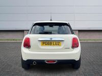 used Mini Cooper HATCH 1.5EXCLUSIVE EURO 6 (S/S) 5DR PETROL FROM 2019 FROM HULL (HU4 7DY) | SPOTICAR