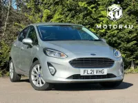 Używany Ford Fiesta Titanium 2021 Srebrny Hatchback