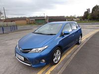 Used Toyota Auris 132 HP (97 kW) 2013 Blue Hatchback