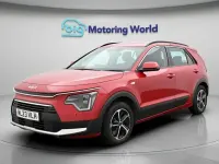Gebraucht Kia Niro 141 PS (103 kW) 2023 Rot SUV