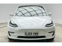 Begagnad Tesla Model 3 Performance 461 kW (627 HK) 2019 Vit Sedan