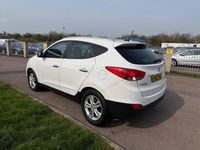 Used Hyundai ix35 Premium 115 HP (84 kW) 2012 White SUV