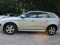 Used Volvo XC60 R-Design 205 HP (150 kW) 2010 Silver SUV