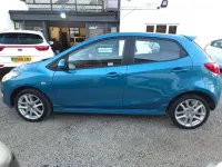 Usado Mazda 2 Inclusive 102 HP (75 kW) 2011 Azul Citadino