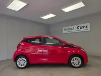 Used Toyota Aygo X-play 72 HP (52 kW) 2021 Red Hatchback