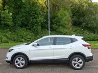 Used Nissan Qashqai Acenta Premium 160 HP (117 kW) 2020 White SUV
