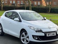 Used Renault Mégane III Dynamique 110 HP (80 kW) 2013 White Hatchback