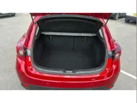 Used Mazda 3 117 HP (86 kW) 2016 Red Hatchback