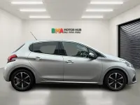 Used Peugeot 208 Allure Premium 2018 Silver Hatchback