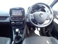Used Renault Clio Dynamique 90 HP (66 kW) 2017 Blue Hatchback
