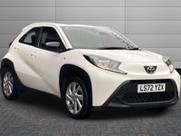 Used Toyota Aygo X PURE 72 HP (52 kW) 2022 White SUV