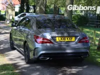 Usado Mercedes CLA200 AMG line 136 HP (100 kW) 2018 Cinzento Sedan