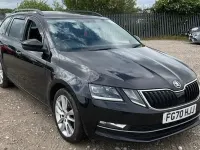 Usado Skoda Octavia SE L 115 CV (84 kW) 2020 Negro Familiar