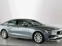 Usado Volvo S90 Momentum 188 HP (138 kW) 2020 Sedan
